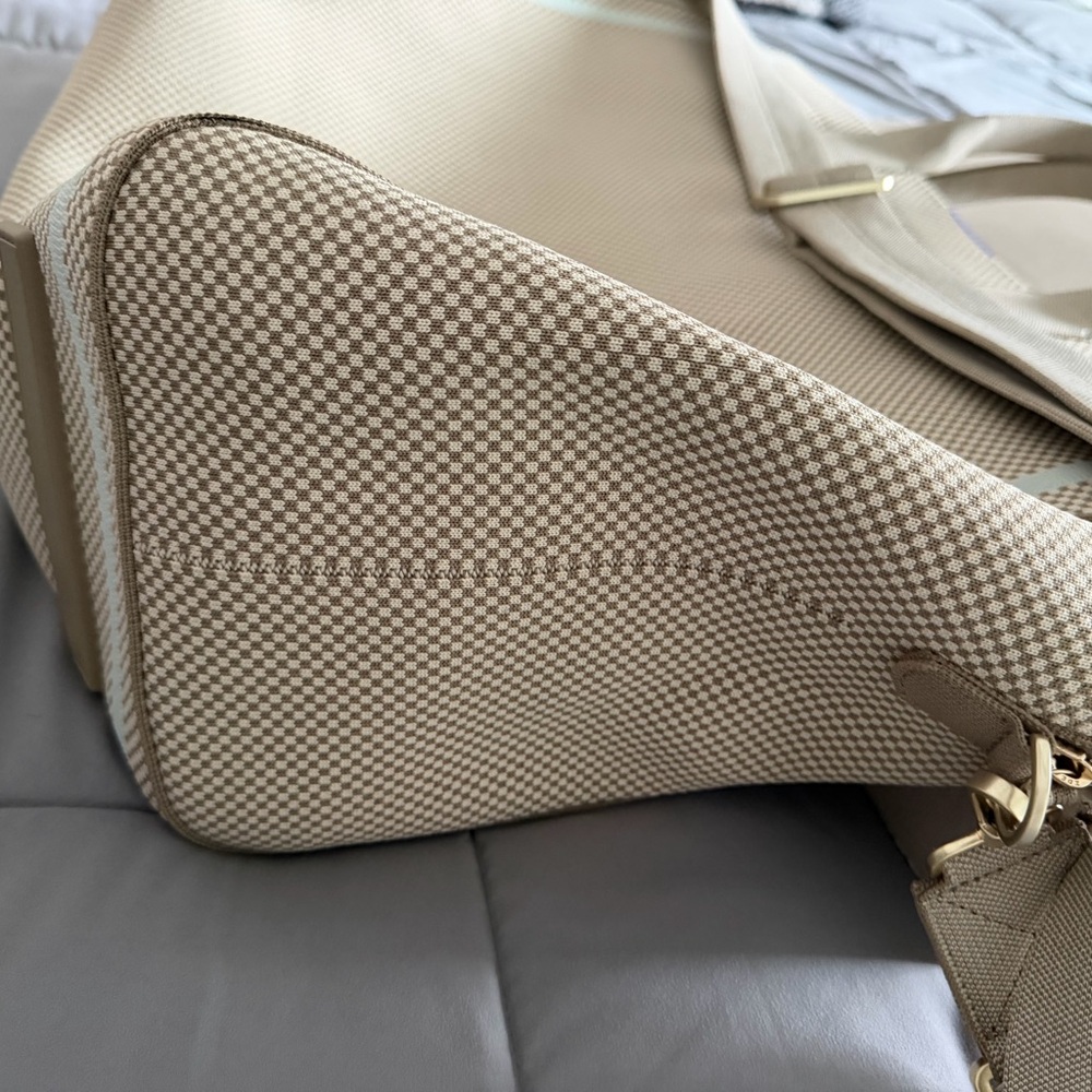 Rothy's mini check Tan and Cream weekender Bag - Picture 9 of 14